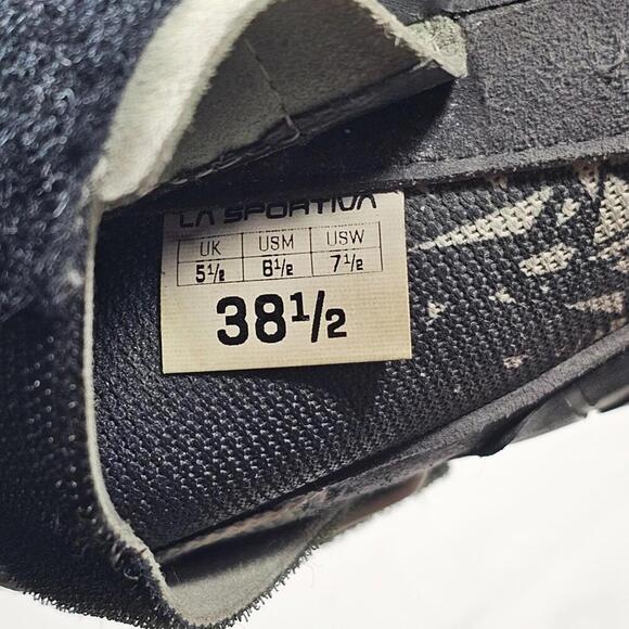 La Sportiva Women's Skwama Vegan Rock Climbing Bouldering Shoes Women's Size 7.5 - Picture 8 of 8